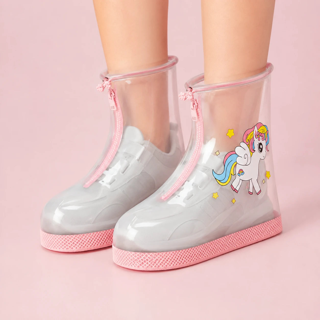 Surchaussures cheval arc-en-ciel portees - focus pieds